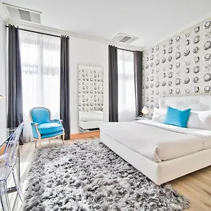 Friday Hotell